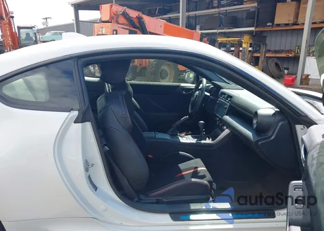 2023 Subaru Brz Limited из США, поврежденный, VIN JF1ZDBE1XP9705294